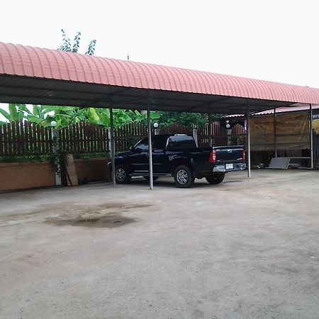 J-Safe Guesthouse Sukhothai Ngoại thất bức ảnh
