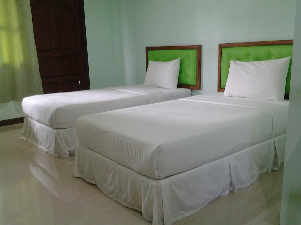 J-Safe Guesthouse Sukhothai Ngoại thất bức ảnh