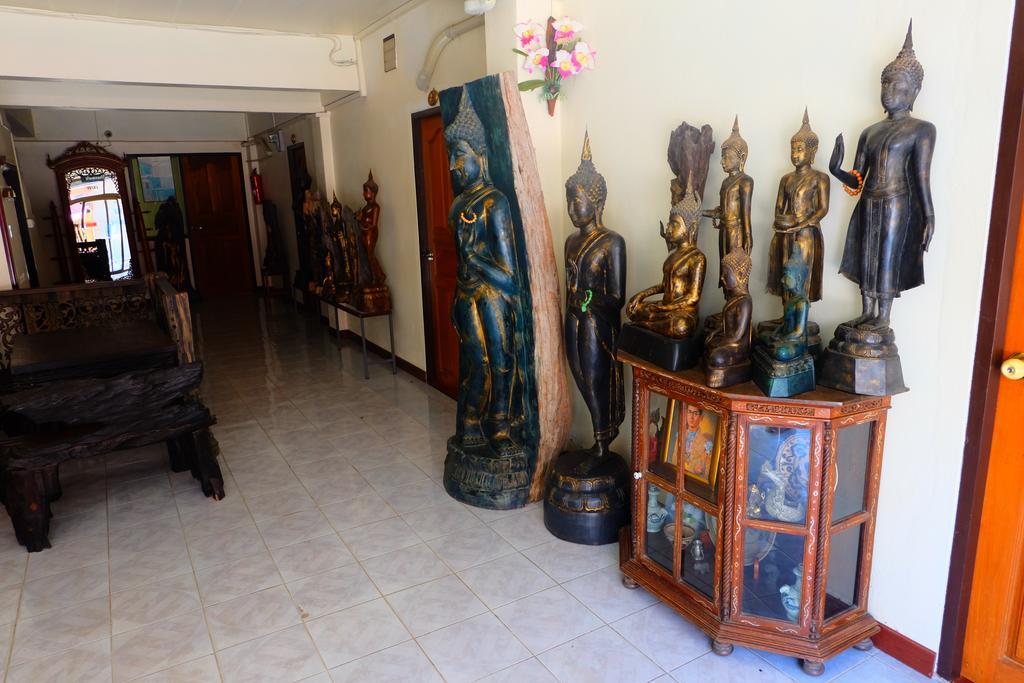 J-Safe Guesthouse Sukhothai Ngoại thất bức ảnh