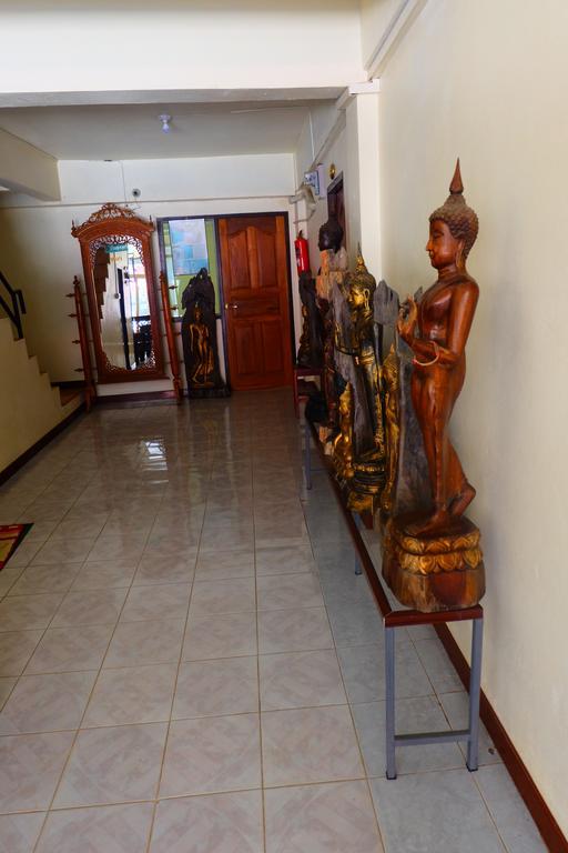 J-Safe Guesthouse Sukhothai Ngoại thất bức ảnh